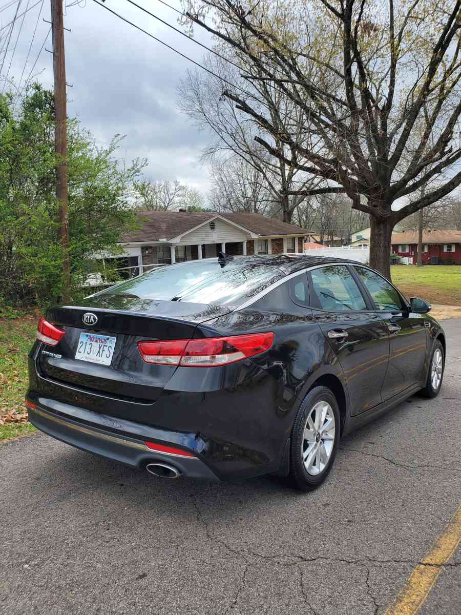 2016 Kia Optima LX Sedan - Russellville, Arkansas - FleaMarketBay
