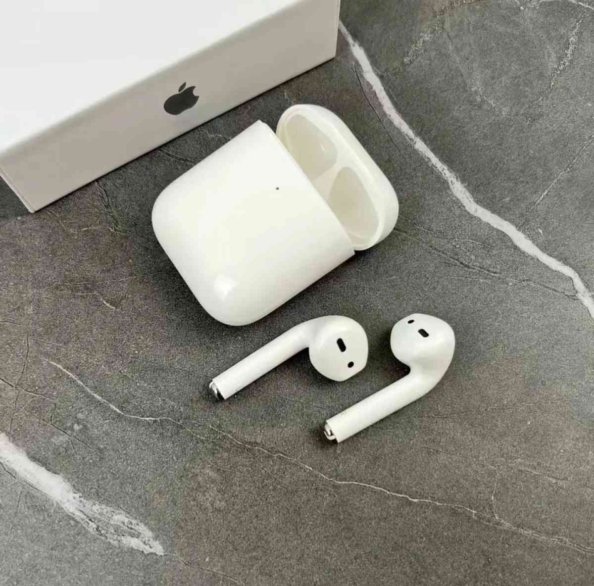 AirPods - New York, New York - FleaMarketBay