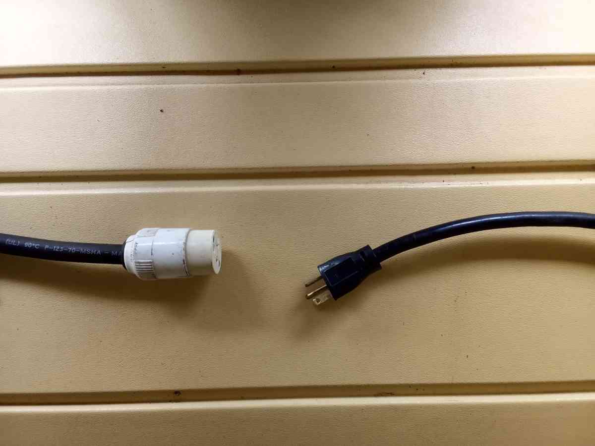 tanning bed - Mobile, Alabama - FleaMarketBay