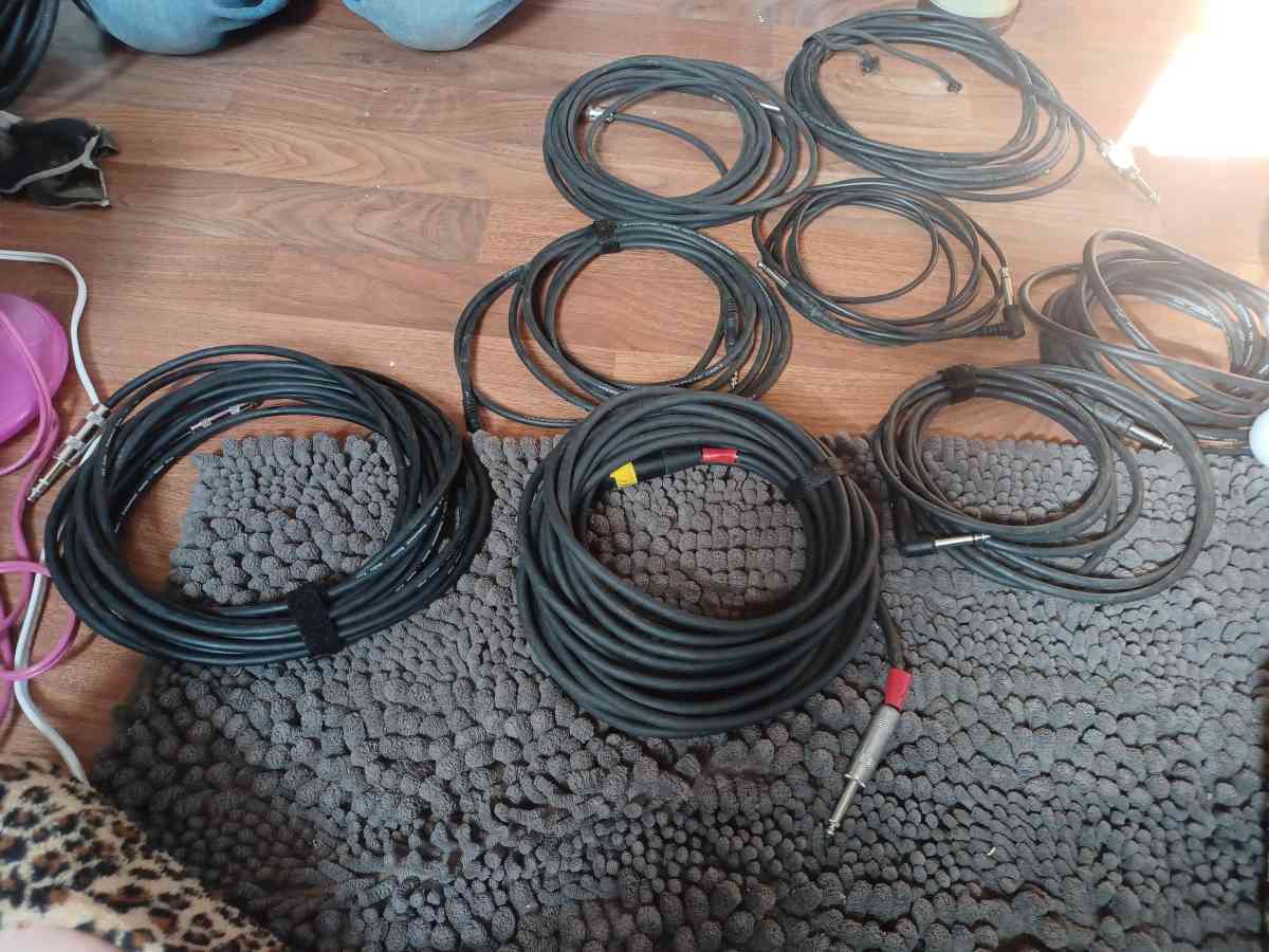 antiques and such - New Albany, Indiana - FleaMarketBay