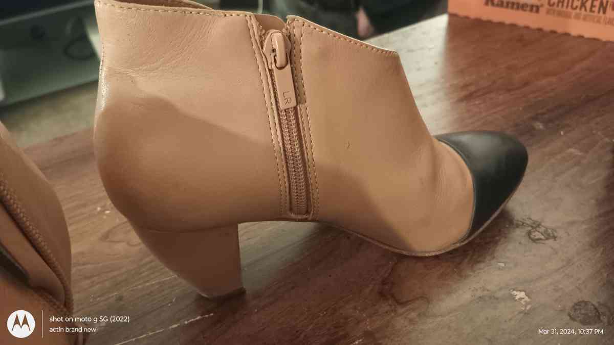 loeffer Randall leather ankle boots - Aurora, Colorado - FleaMarketBay