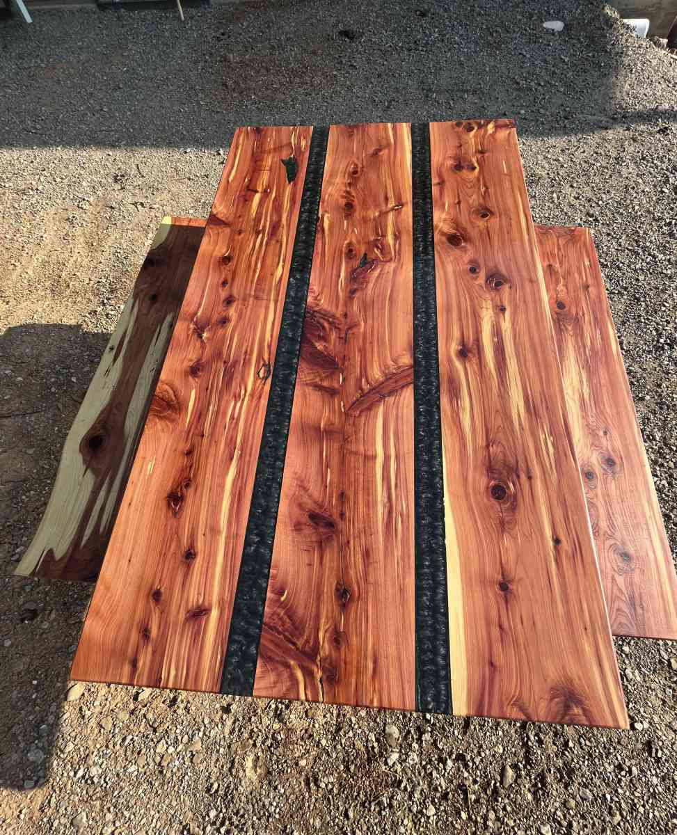 Cedar Dining Table - Wilburton, Oklahoma - FleaMarketBay