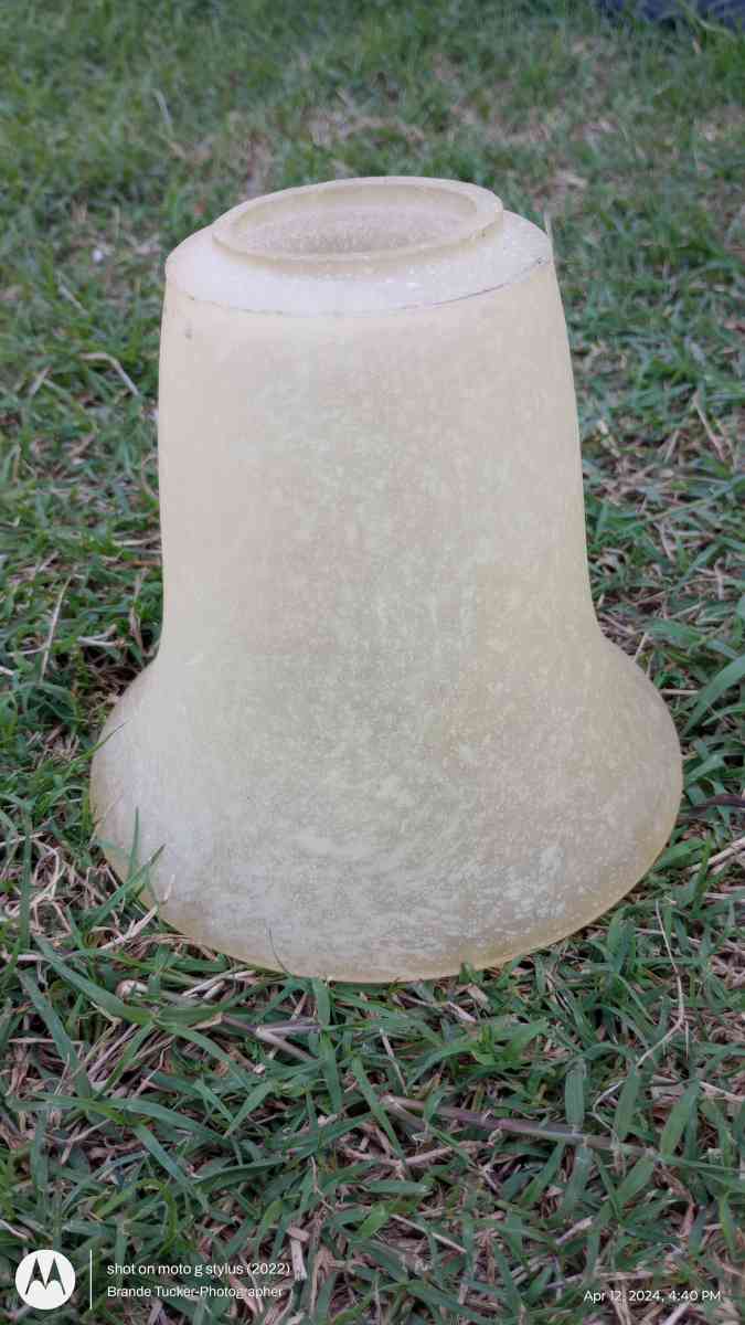 small frosted tan and white swirl light fixture dome - Greenville, Texas - FleaMarketBay