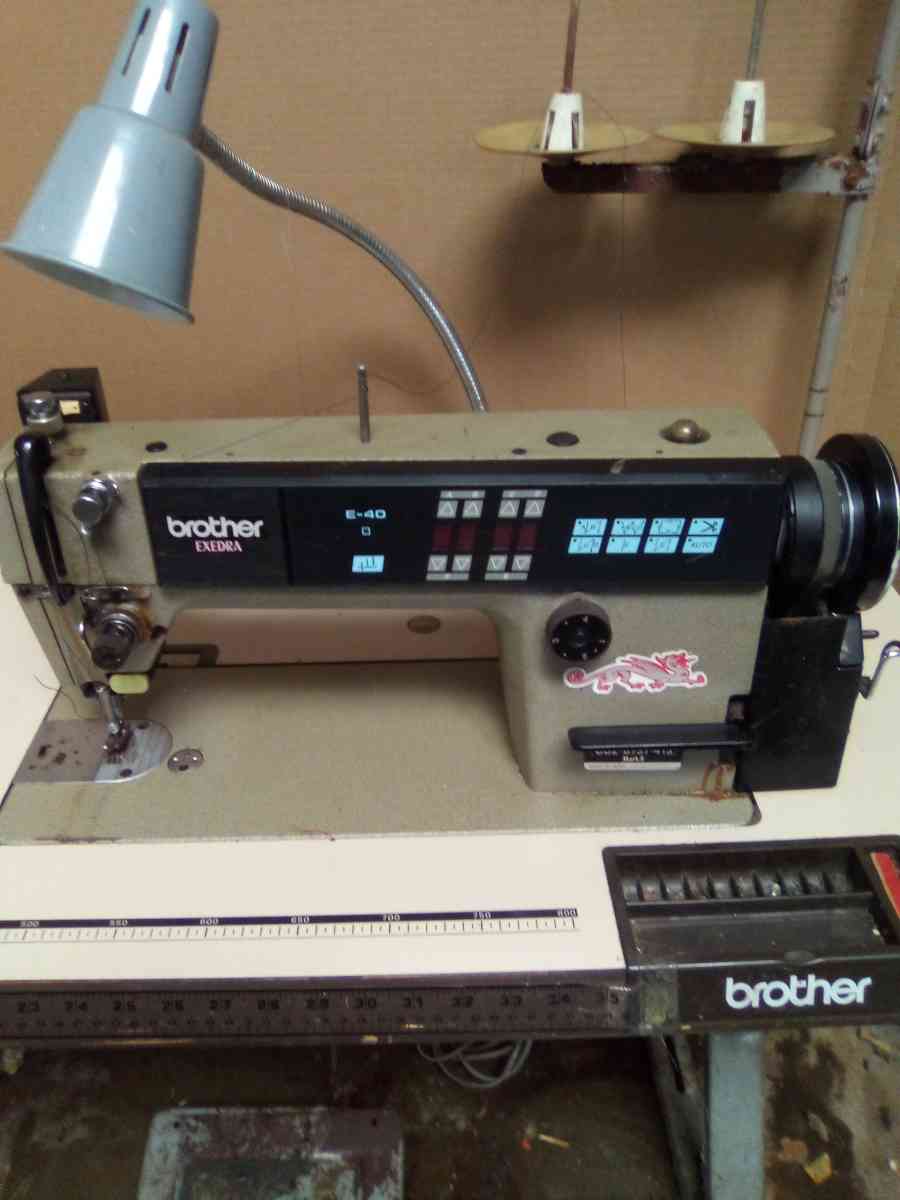 Industrial single needle sewing machine - Costa Mesa, California