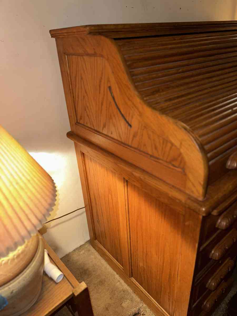 Vintage RollTop Desk with Chair - Pico Rivera, California - FleaMarketBay