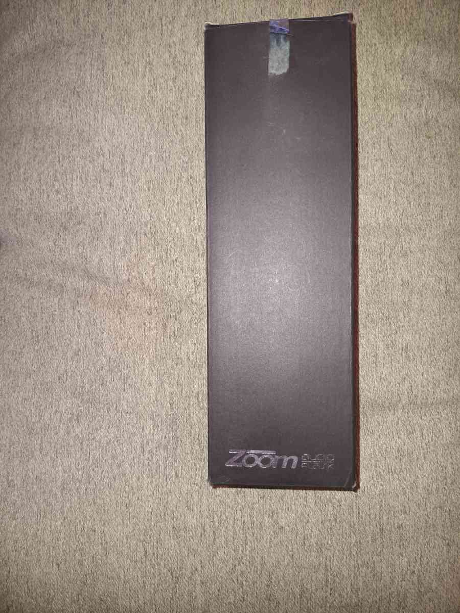 Zoom audio flask - Garland, Texas - FleaMarketBay
