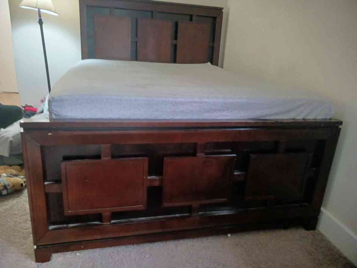 Relocation Sale 2 Rooms - Gaithersburg, Maryland - FleaMarketBay