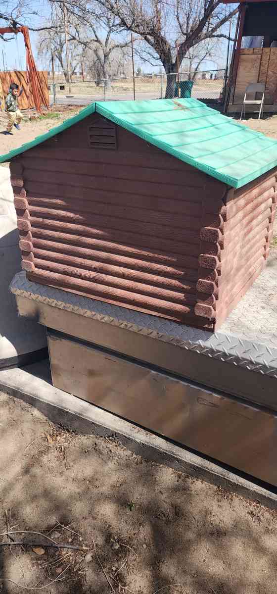 dog house - Aurora, Colorado - FleaMarketBay