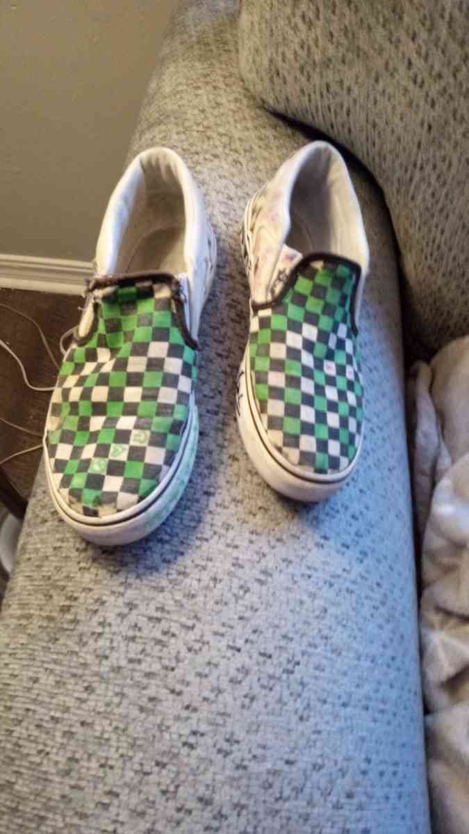 size 8 old school vans - Tulsa, Oklahoma - FleaMarketBay