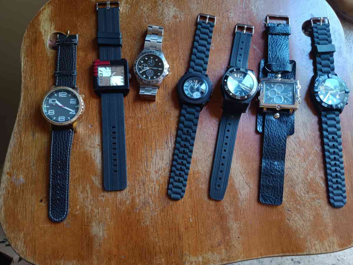 mens timepieces for every day of the week only 5 for all - Winston Salem, North Carolina