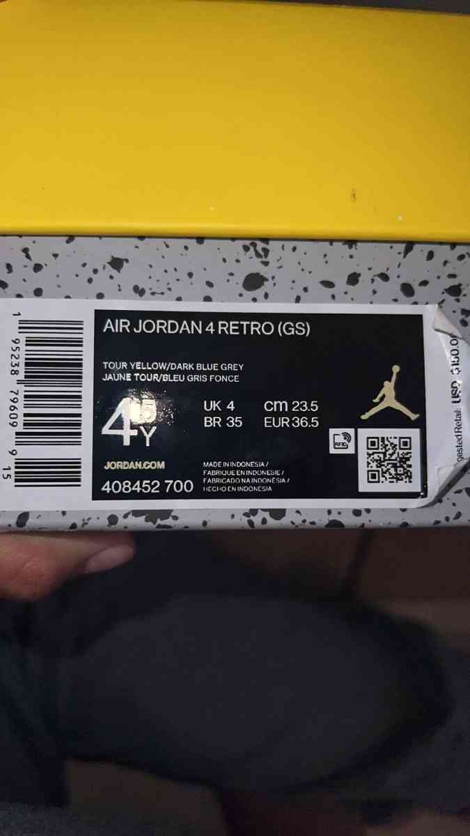 Jordan 4s lighting thunders - Pinellas Park, Florida - FleaMarketBay