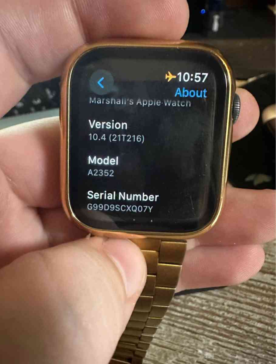 Apple Watch - Augusta, Georgia - FleaMarketBay