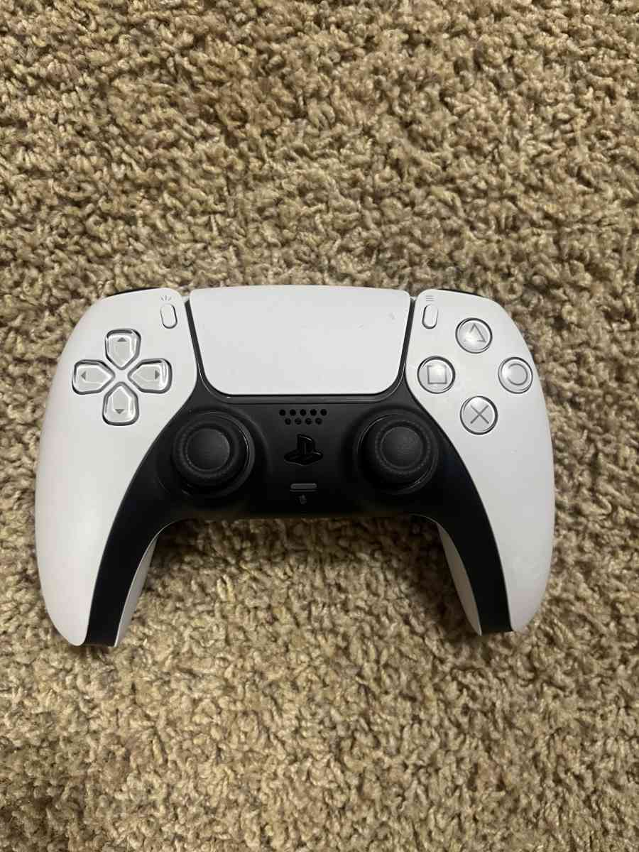 PlayStation 5 - Kansas City, Missouri - FleaMarketBay