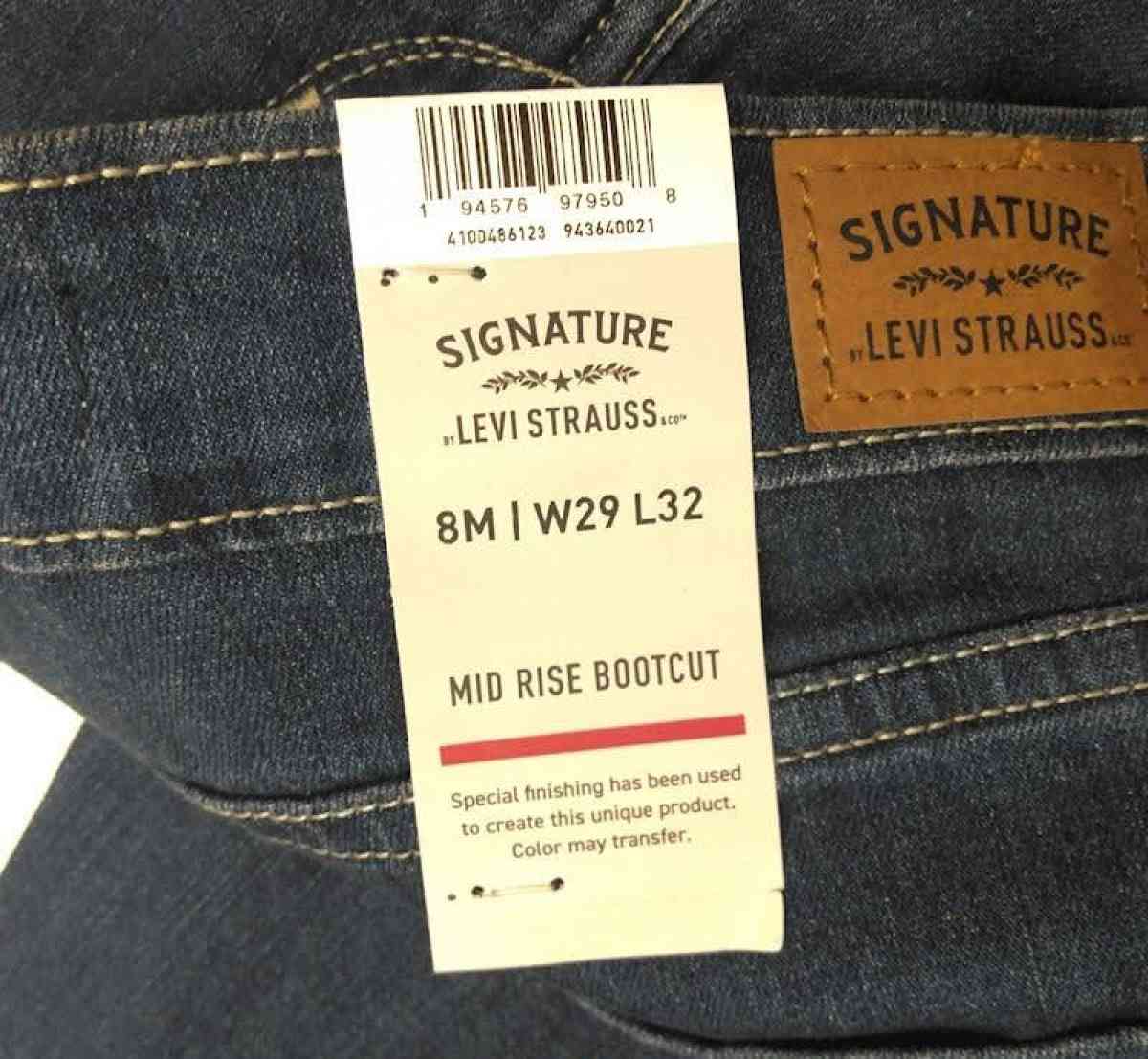 Levis Size 29 x 32 Mid Rise Bootcut Jeans NWT - Chicago Heights, Illinois - FleaMarketBay