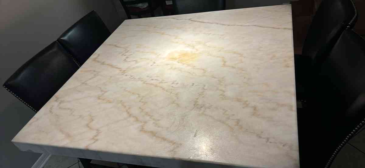 marble table with chairs - Saint Cloud, Florida - FleaMarketBay