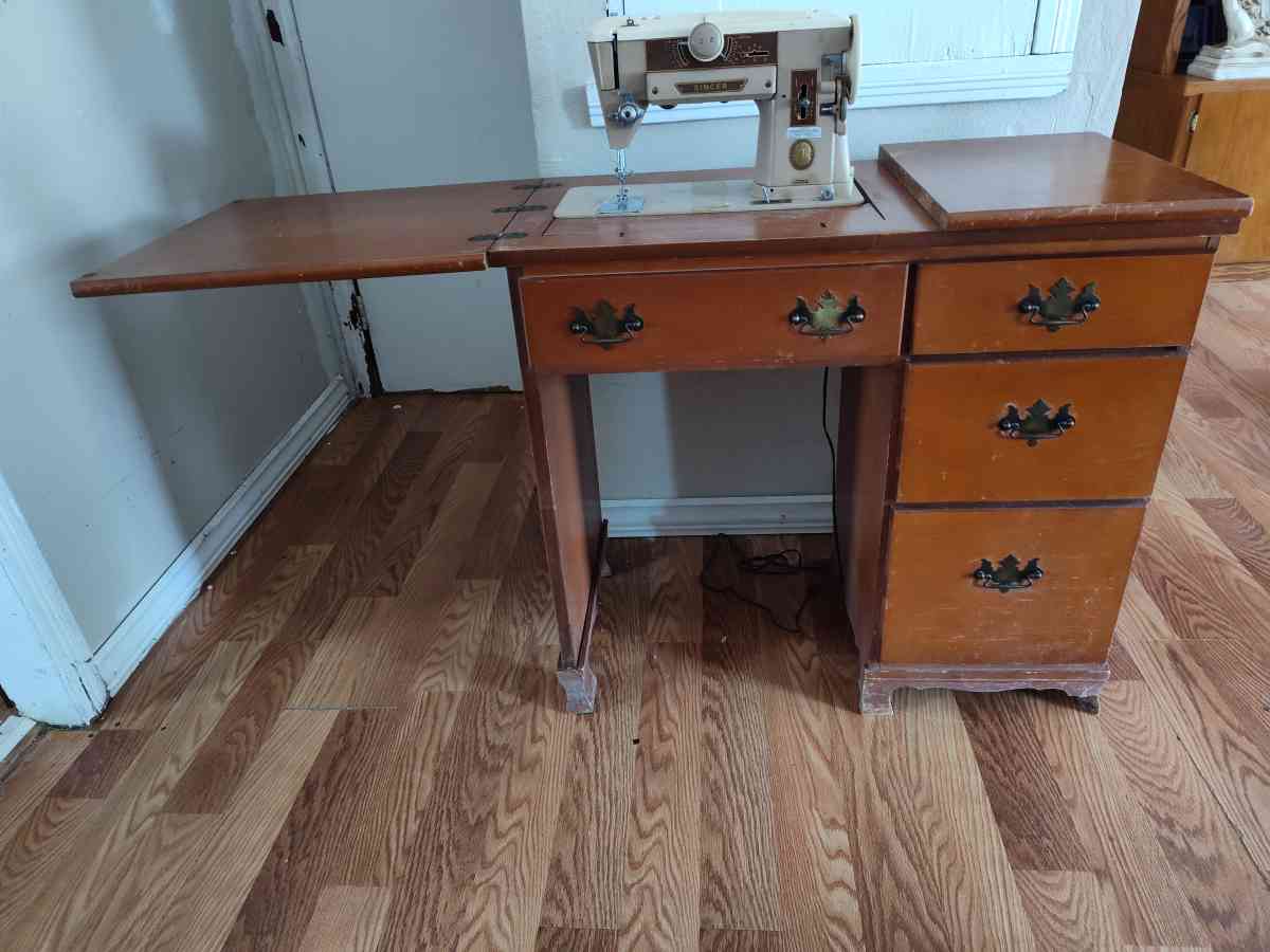 mquina de coser Singer - Freeport, Texas - FleaMarketBay