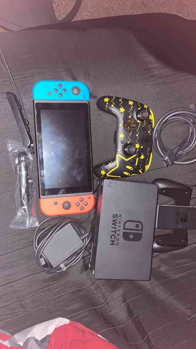 Nintendo Switch READ THE Description - Tyler, Texas - FleaMarketBay