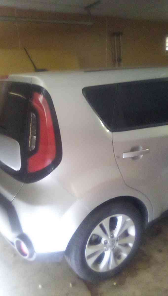 2014 Kia soul NO ENGINE