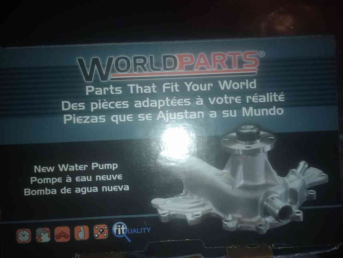 They are still new - Sioux City, Iowa - FleaMarketBay