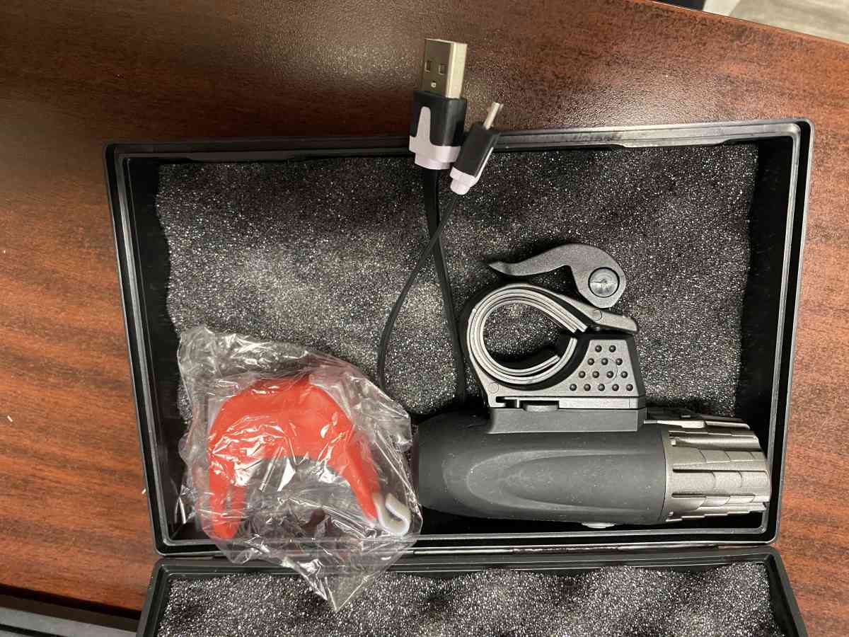 led Bike light rechargeable front and  back light - Elizabeth, New Jersey - FleaMarketBay