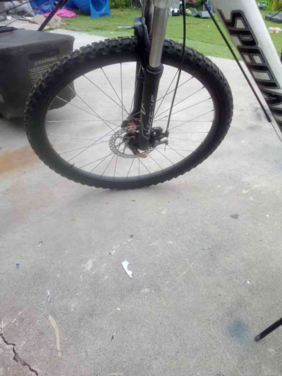 26 inch specialized hard Rock mountain bike - Colton, California - FleaMarketBay