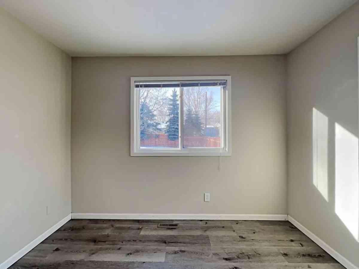 You need a house you can make your own Here it is Tailor the - Acworth, Georgia - FleaMarketBay