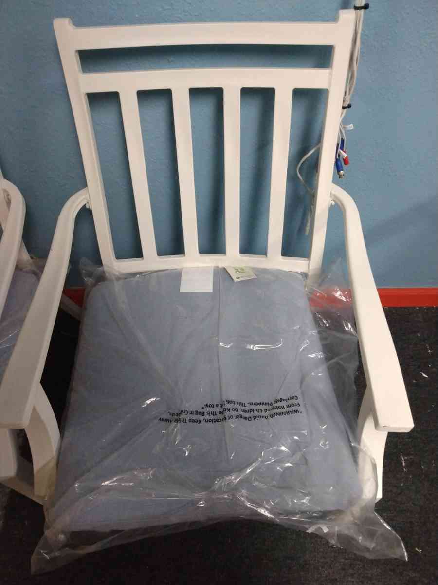 outside furniture - Sacramento, California - FleaMarketBay