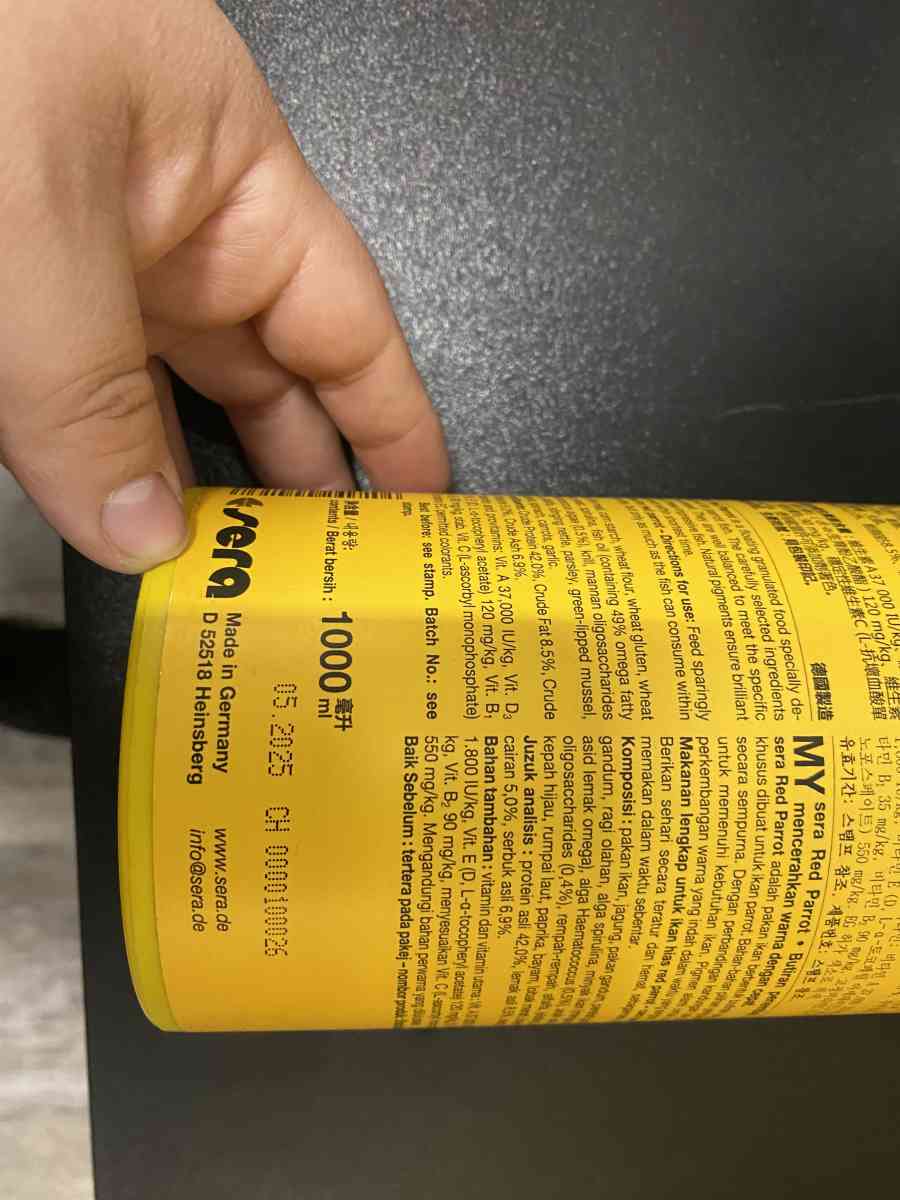 Fish Food to change the color Red Parrot - Elizabeth, New Jersey - FleaMarketBay