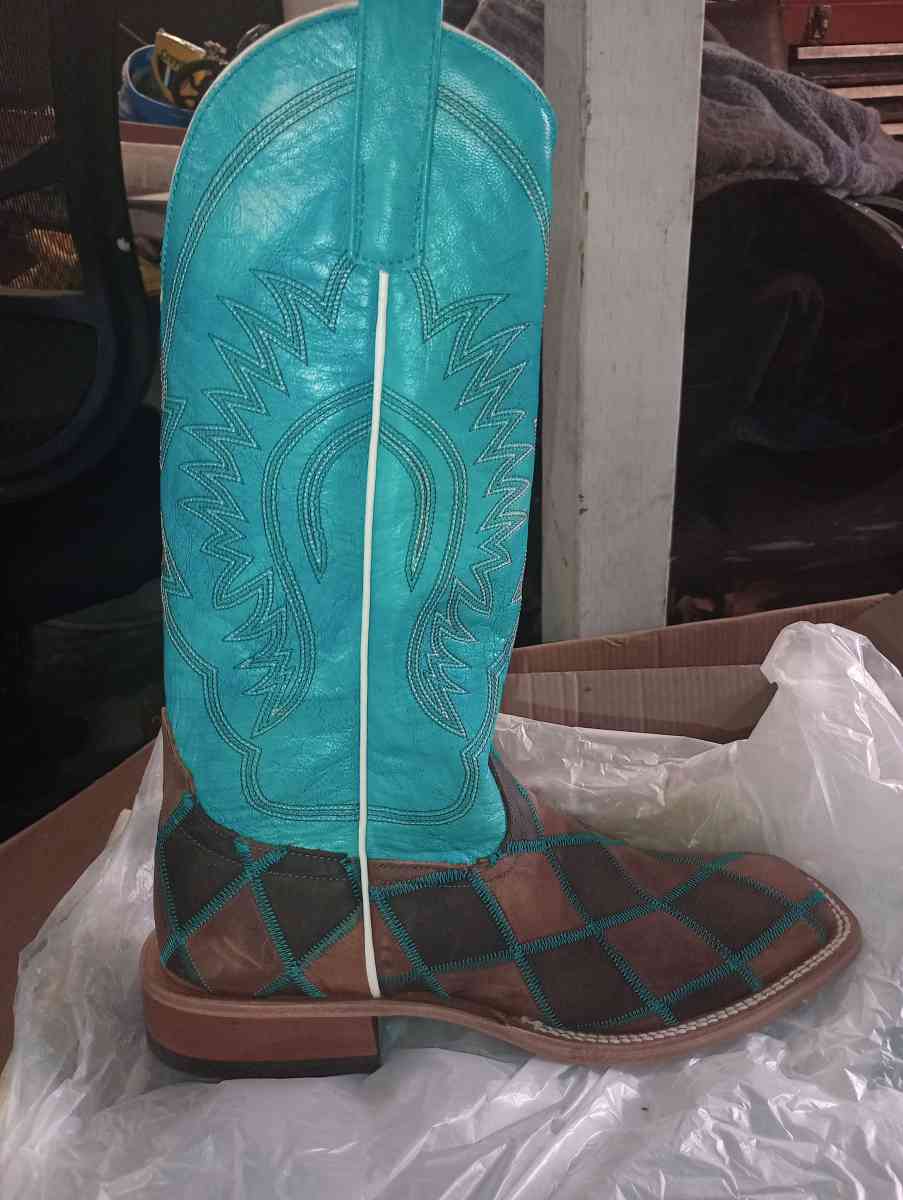 cowgirl boots - Vista, California - FleaMarketBay