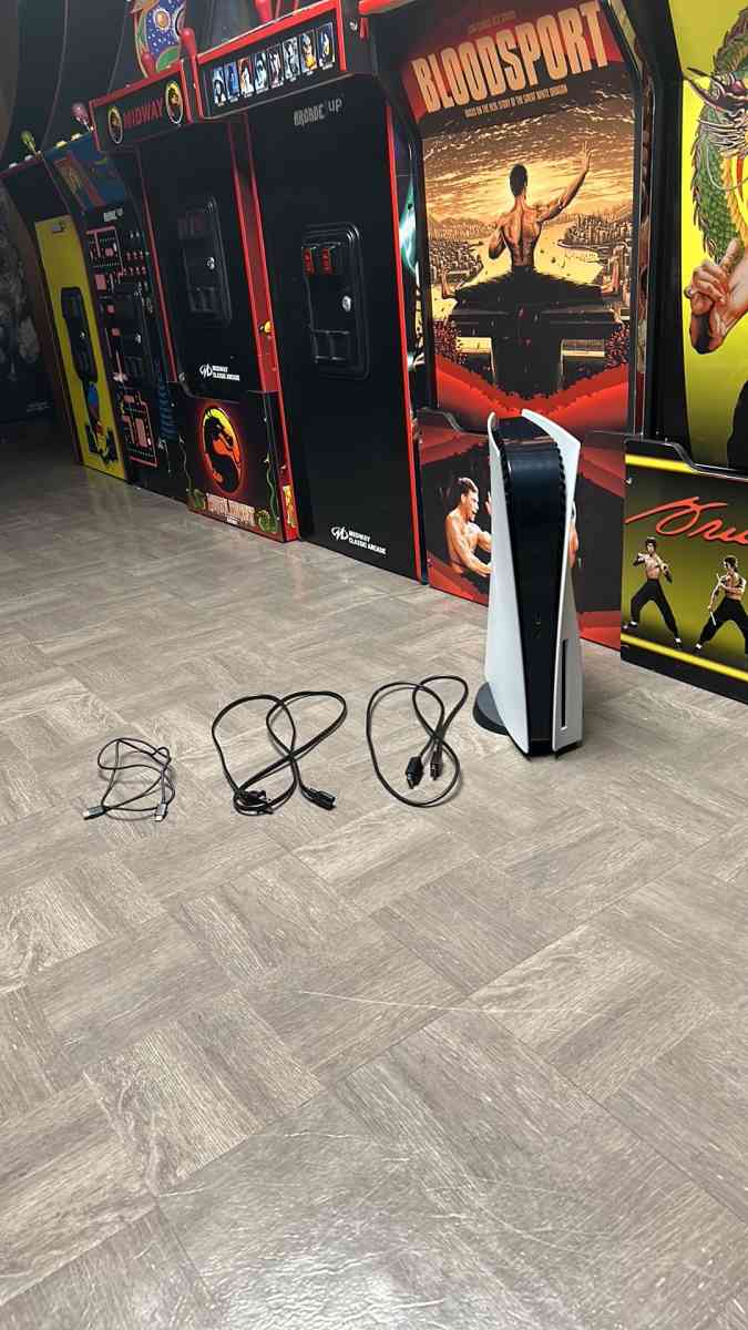 PlayStation 5 Standard Disc Edition - Warren, Michigan - FleaMarketBay