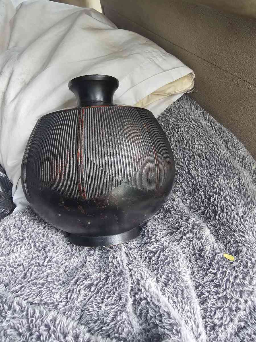 very beautiful vases - Alicia, Arkansas - FleaMarketBay