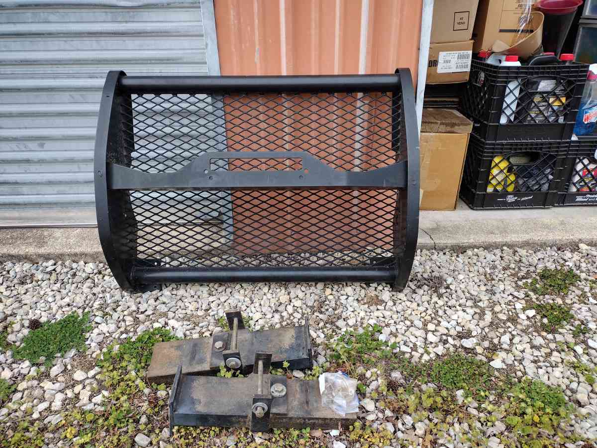 storage unit stuff - Saint James, Missouri - FleaMarketBay