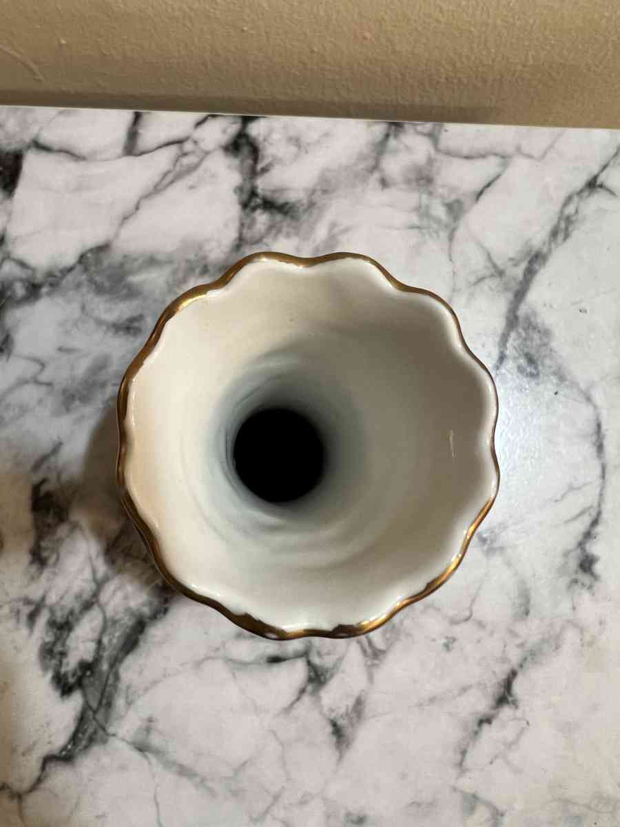 Vintages Turkish Ceramic Pottery Hand Painted Style Vase 9 - Hackensack, New Jersey - FleaMarketBay