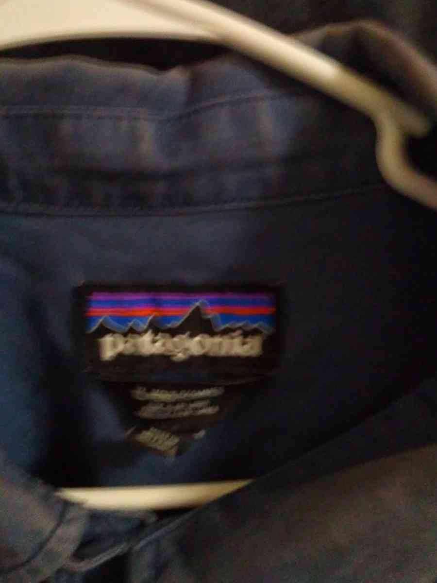 mens Patagonia buttonup jacket - Powell, Tennessee - FleaMarketBay