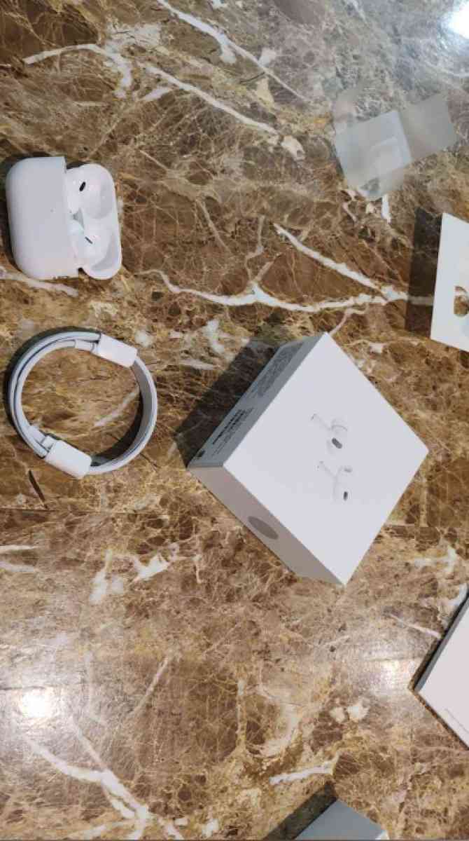 AirPod pros - Johnston, Rhode Island - FleaMarketBay