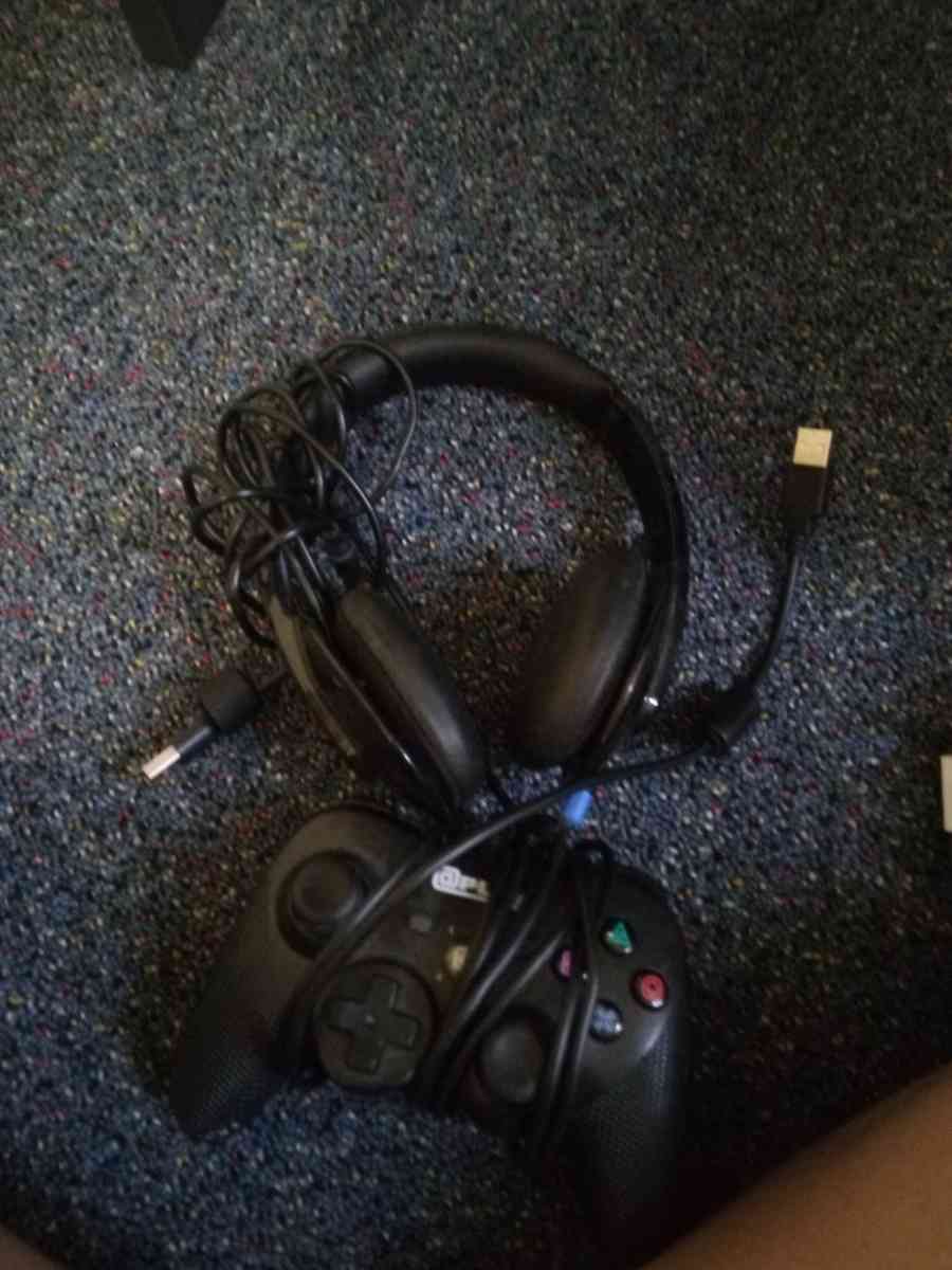PS3 with controller and headset - North Charleston, South Carolina - FleaMarketBay