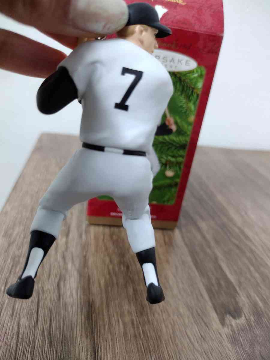 Mickey Mantle NY Yankees Hallmark Keepsake Ornament QXI6804 - Jacksonville, Florida - FleaMarketBay