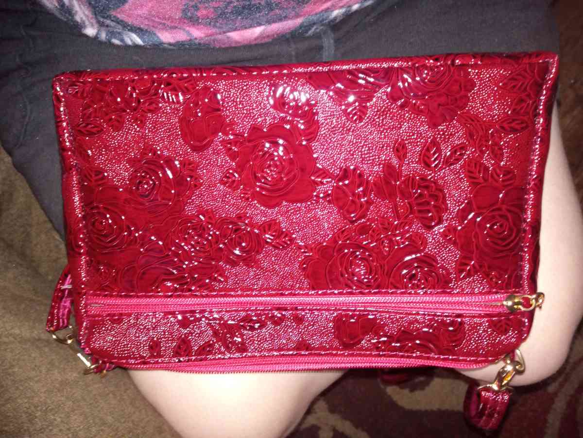 a purse brand new never used - Weatherly, Pennsylvania - FleaMarketBay