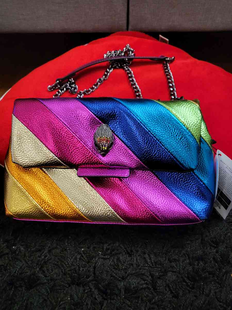 crossbody - Adelanto, California - FleaMarketBay