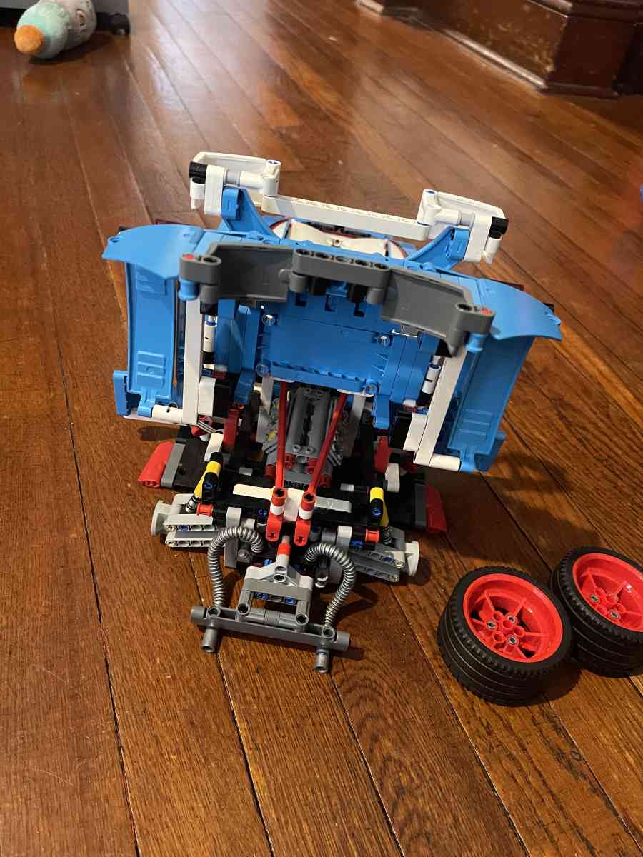 built Lego technic rally car 42077 - Lyndhurst, New Jersey - FleaMarketBay