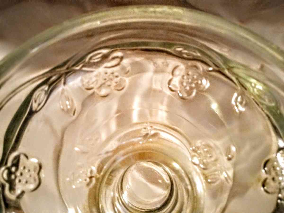 Glass Punch Bowl - Muldrow, Oklahoma - FleaMarketBay