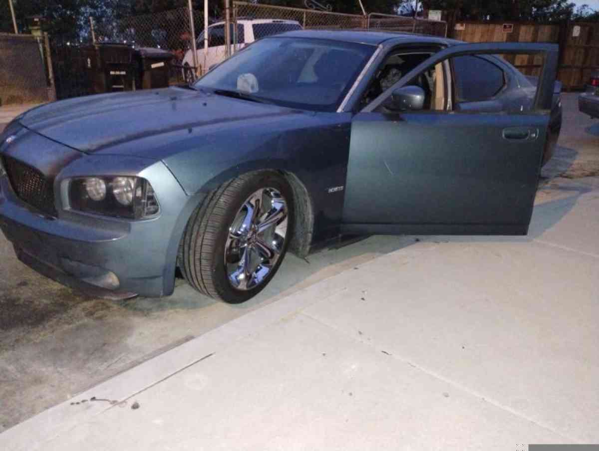 Dodge Charger 06 - Alhambra, California - FleaMarketBay