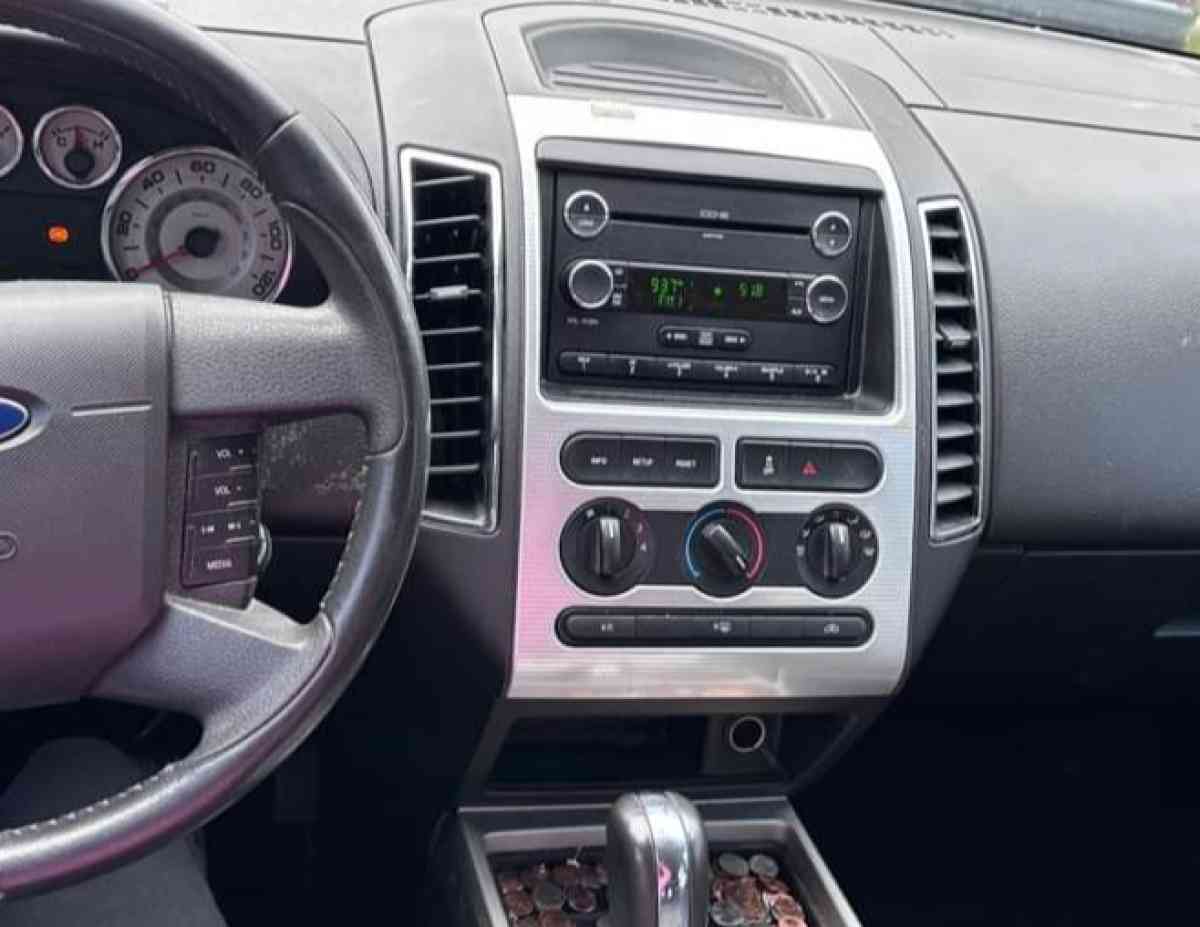 2008 FORD EDGE SEL SPORT UTILITY 4D - Buffalo, New York - FleaMarketBay