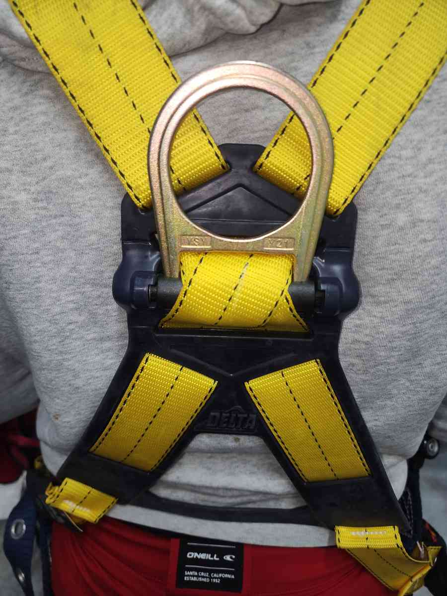 Full body harness - Portland, Oregon - FleaMarketBay