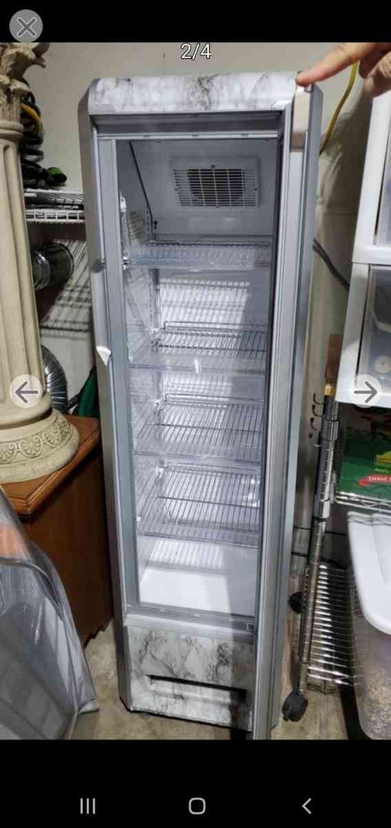 Redbull cooler - Youngstown, Ohio - FleaMarketBay