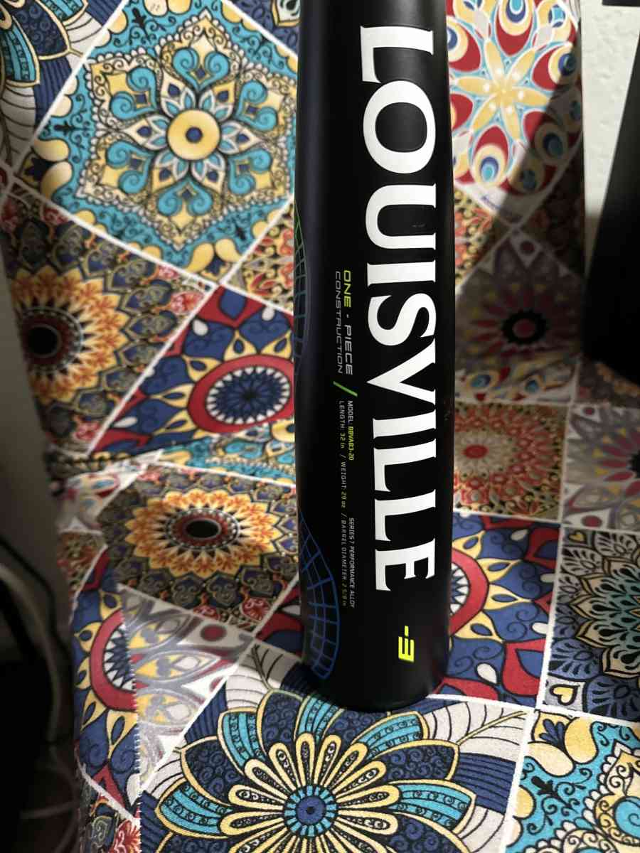 Louisville Vapor BBCOR Baseball Bat - Davis, California - FleaMarketBay