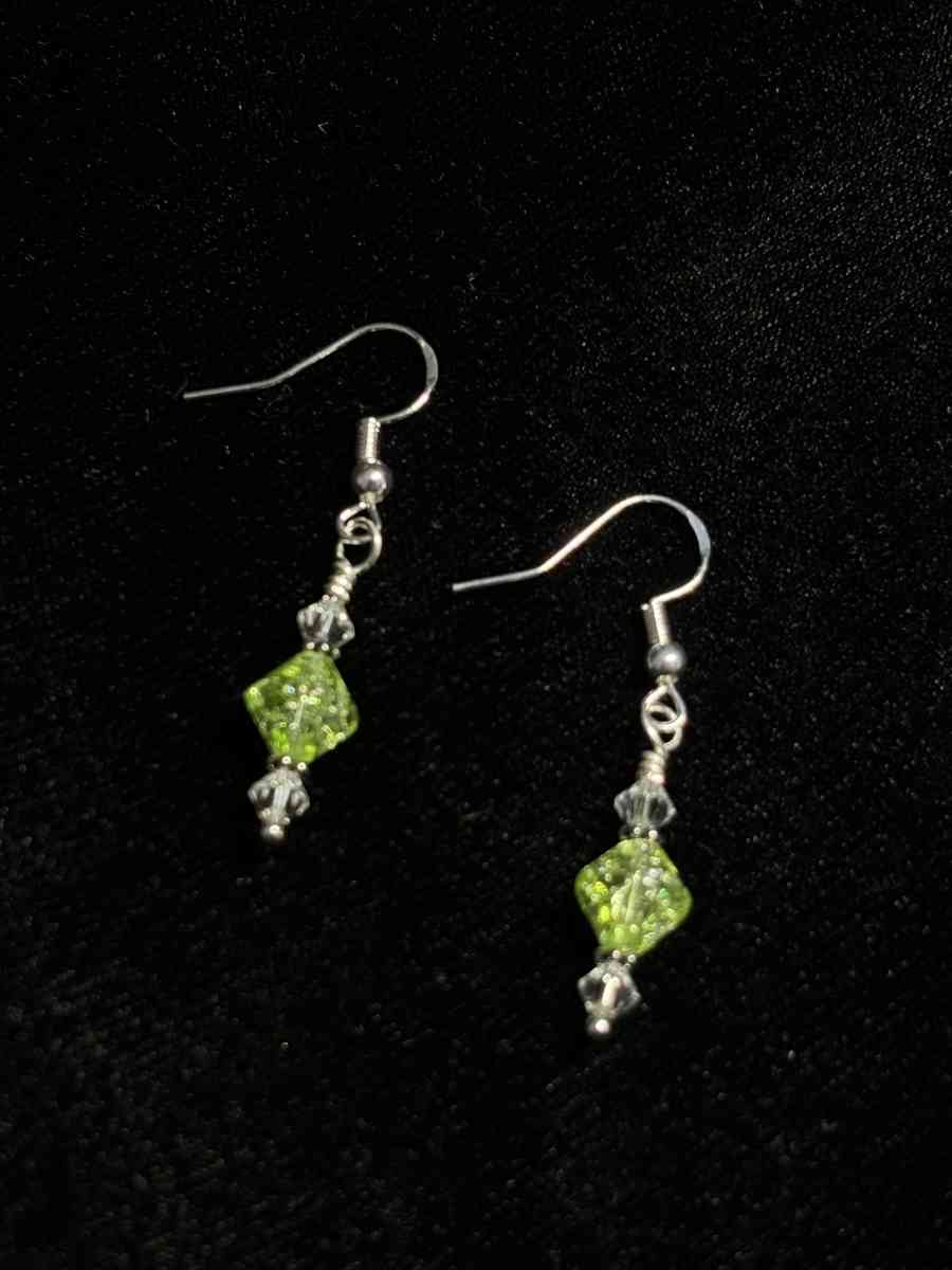 Linden Earrings - Tehachapi, California - FleaMarketBay