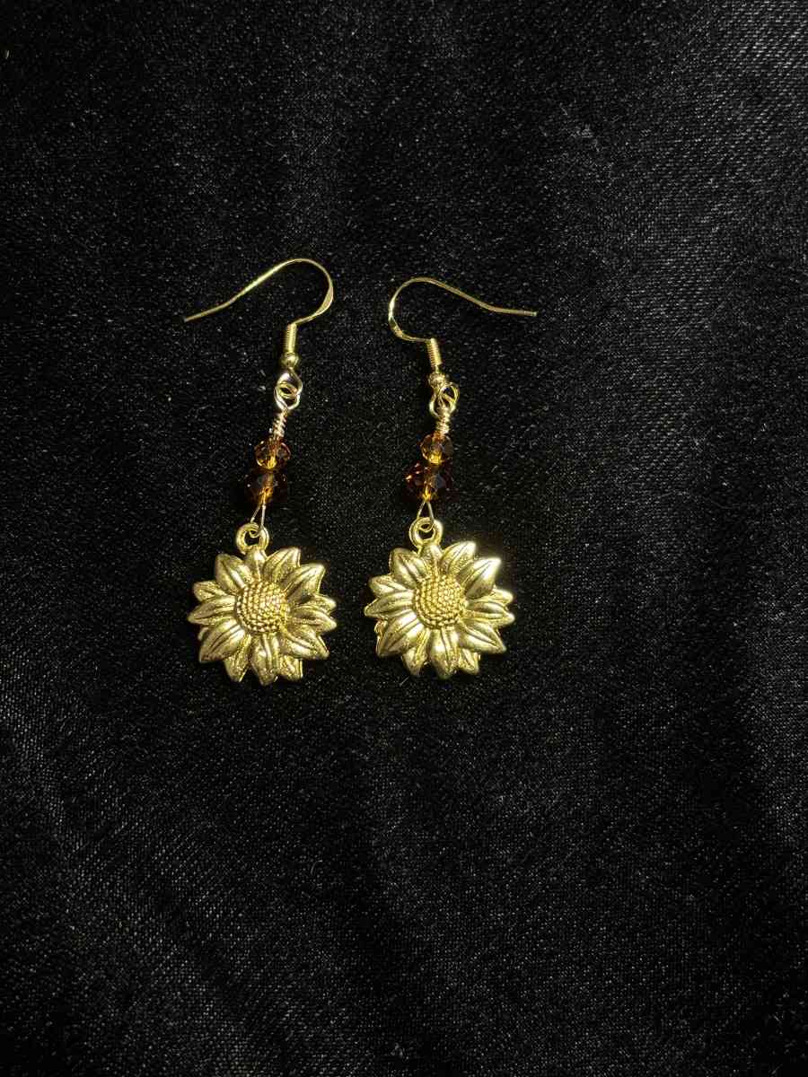 Summer Sunflowers Earrings - Tehachapi, California