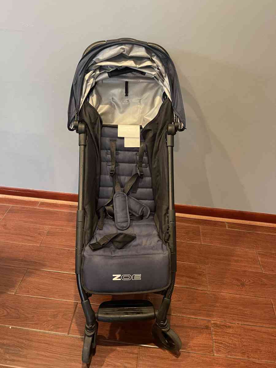 Zoe lightweight stroller - Lyndhurst, New Jersey - FleaMarketBay