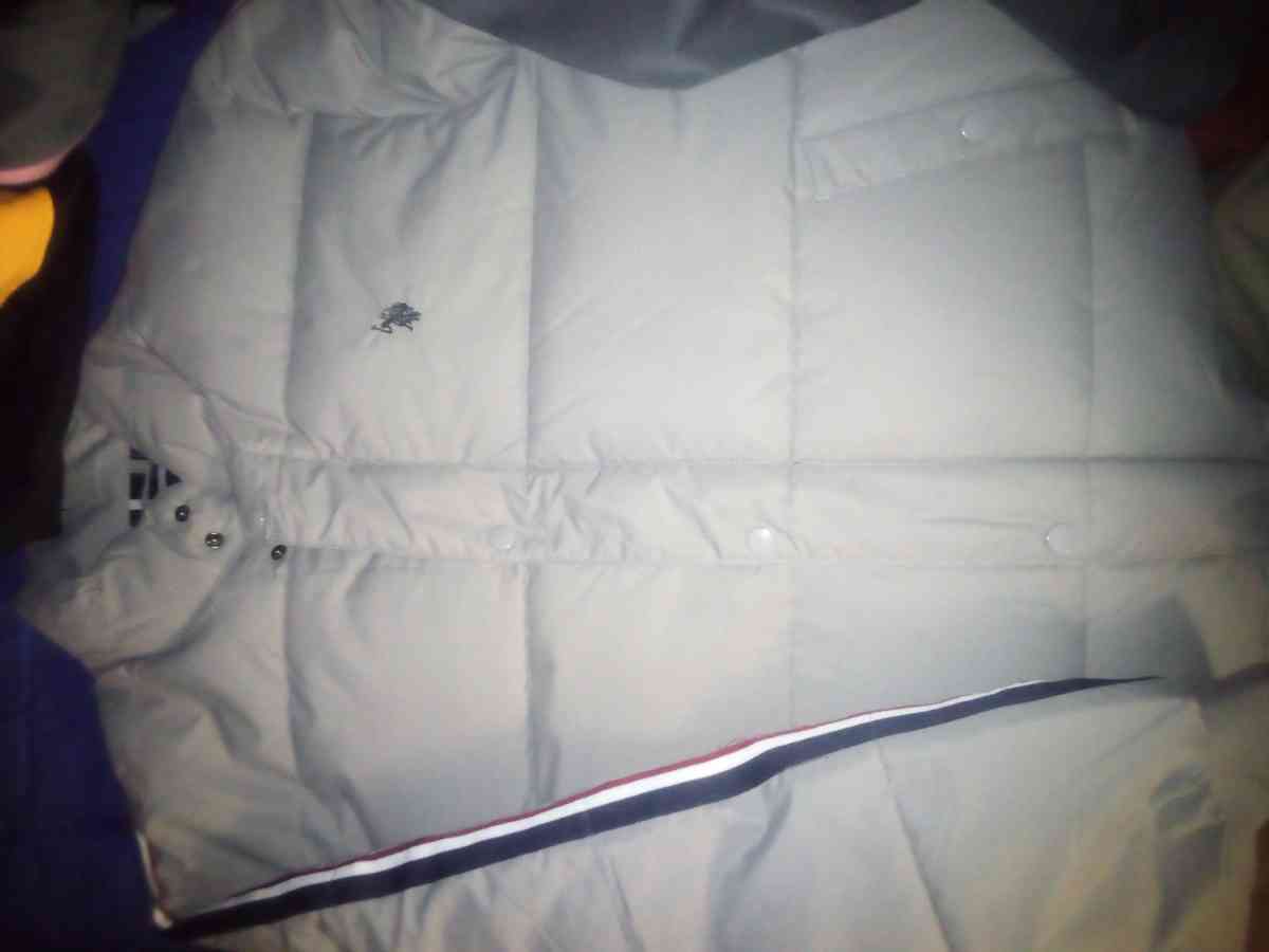 jackets and sweatshirts - Lexington, South Carolina - FleaMarketBay